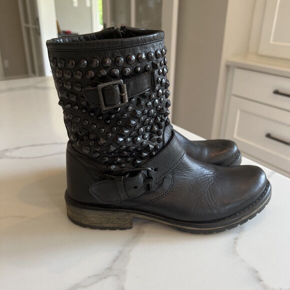 Steve Madden Shoes - Steve Madden Marcoo Black Leather Moto Studded Motorcycle Boots 8
